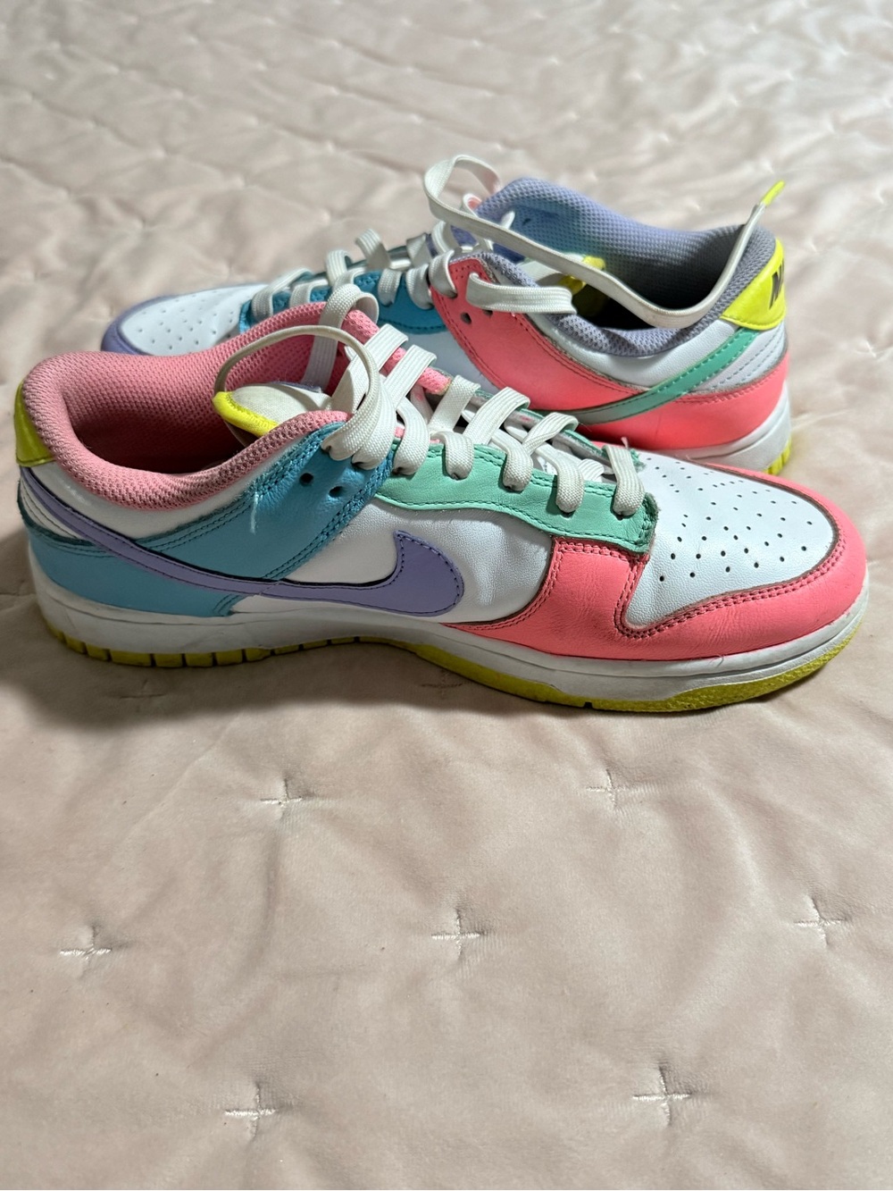 Nike Dunk Low SE Easter Candy Pastel Sneakers Women’s 9 - Picture 5 of 10